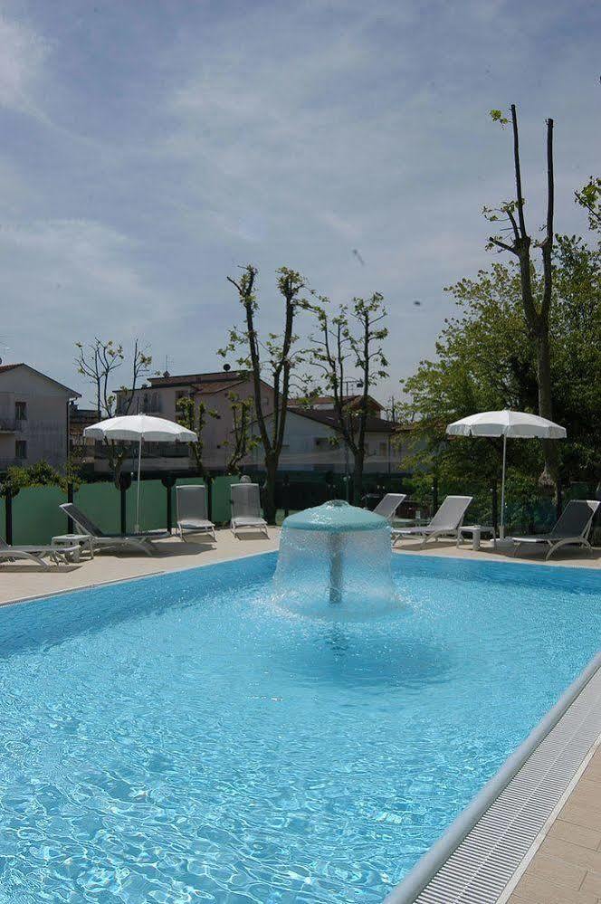 Hotel Prater Cesenatico Exteriér fotografie